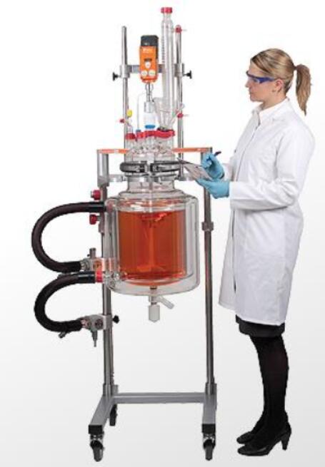 benefits of pilot scale lab glass reactor