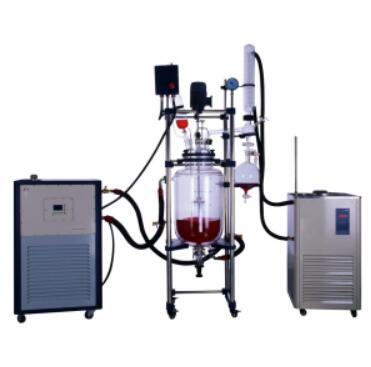 features of double jacketed glass reactor